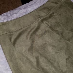 GONE- Olive velvet skirt